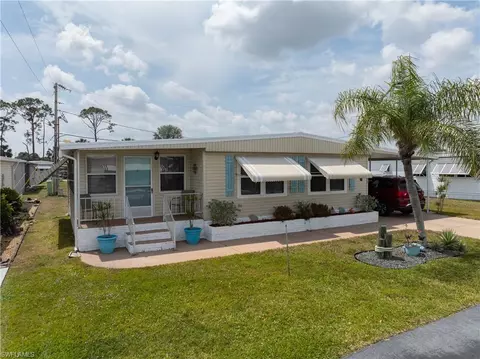 202 Harvest Ln, North Fort Myers, FL 33917