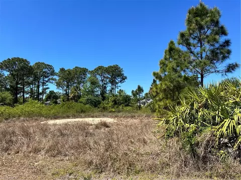 338 Genoa Ave S, Lehigh Acres, FL 33974