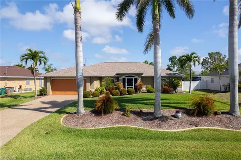 931 SW 35th Ter, Cape Coral, FL 33914