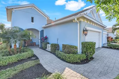2315 Marquesa Cir, Naples, FL 34112