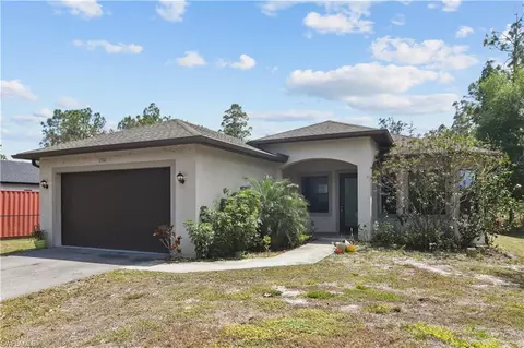 2922 58th Ave NE, Naples, FL 34120