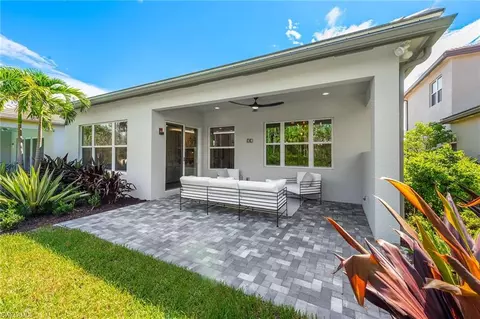 11261 Daphne Ct, Naples, FL 34120 photo 10