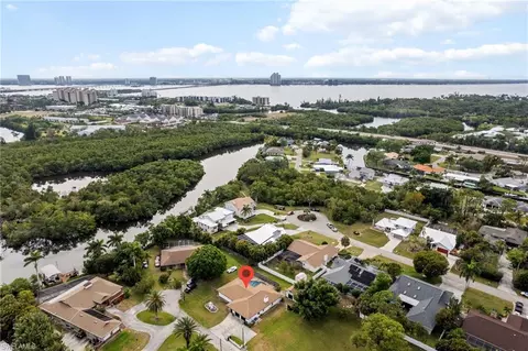 8487 Jenny Cae Ln, North Fort Myers, FL 33903