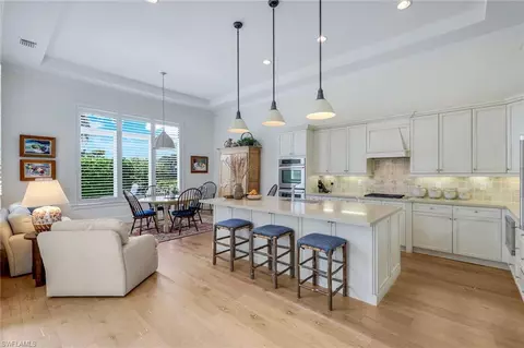 2153 Asti Ct, Naples, FL 34105 photo 11