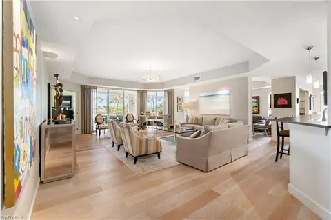 559 Audubon Blvd #201, Naples, FL 34110
