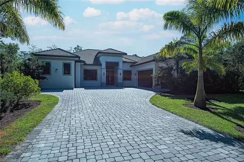 260 23rd St NW, Naples, FL 34120