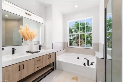 Bath - 9055 Estero River Cir, Estero, FL 33928 photo 2 of 3