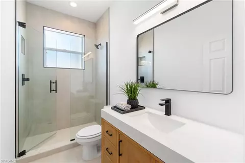 Bath - 9055 Estero River Cir, Estero, FL 33928 photo 3 of 3