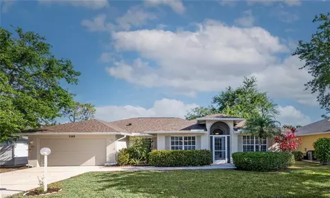 795 Charlemagne Blvd, Naples, FL 34112