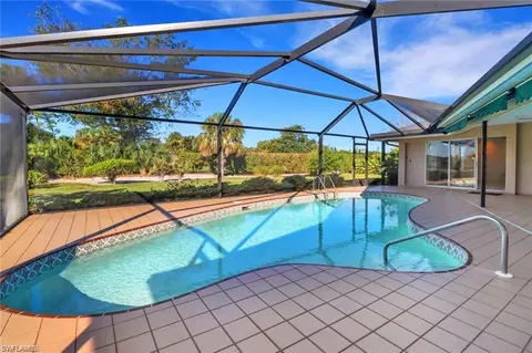 449 Cypress Way E, Naples, FL 34110 photo 10