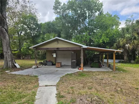 140 S Davis St, Labelle, FL 33935 photo 13