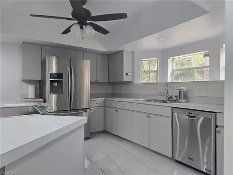 140 S Davis St, Labelle, FL 33935 photo 26