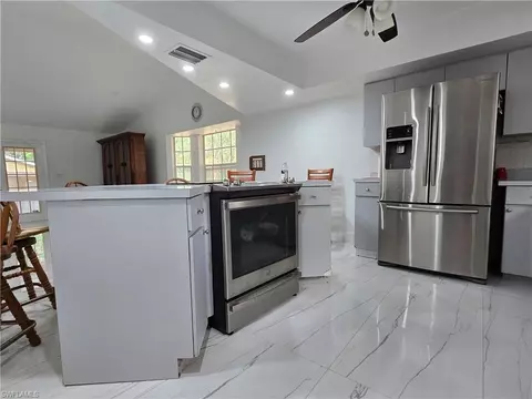 140 S Davis St, Labelle, FL 33935 photo 27