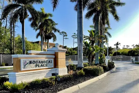 4440 Botanical Place Cir #102, Naples, FL 34112