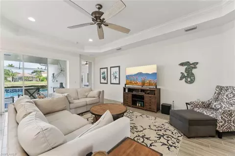 14537 Grapevine Dr, Naples, FL 34114 photo 10