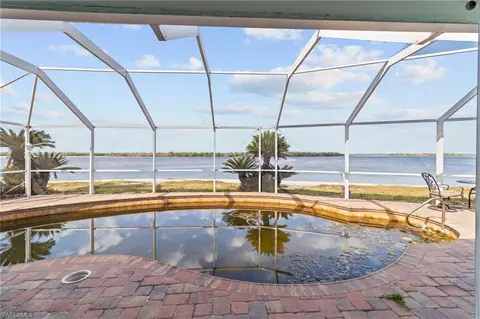 11915 Island Ave, Matlacha, FL 33993