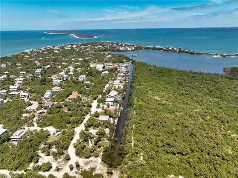 671 Rum Rd, Captiva, FL 33924 photo 11