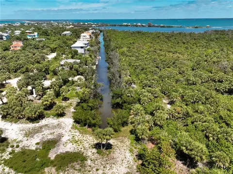 671 Rum Rd, Captiva, FL 33924 photo 4