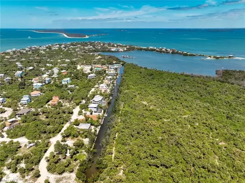 671 Rum Rd, Captiva, FL 33924