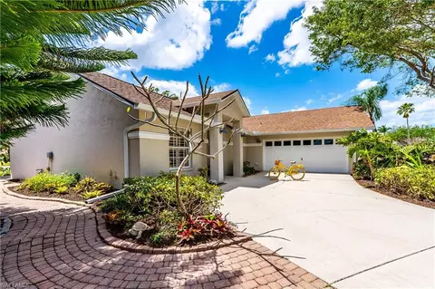 3587 Kent Dr, Naples, FL 34112