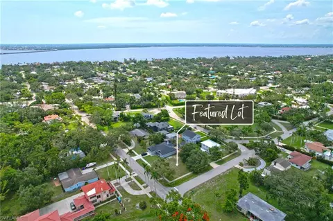 1439 Winkler Ave, Fort Myers, FL 33901