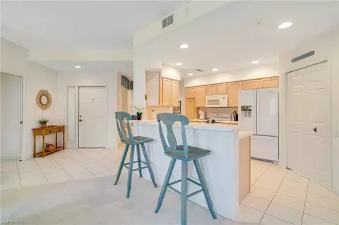 9140 Southmont Cv #210, Fort Myers, FL 33908