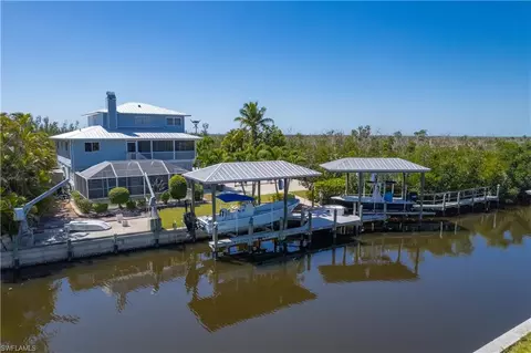 7940 Lobean Ln, Bokeelia, FL 33922