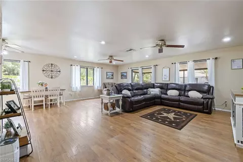 310 Trader Rd, Fort Denaud, FL 33935 photo 6