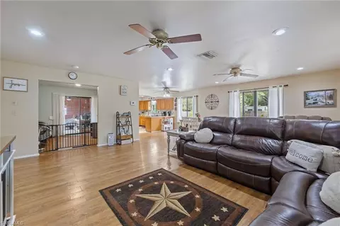 310 Trader Rd, Fort Denaud, FL 33935 photo 10