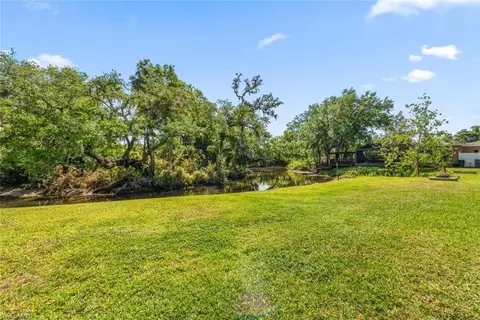 4841 Shady River Ln, Fort Myers, FL 33905