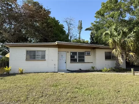 1308 Brookhill Dr, Fort Myers, FL 33916