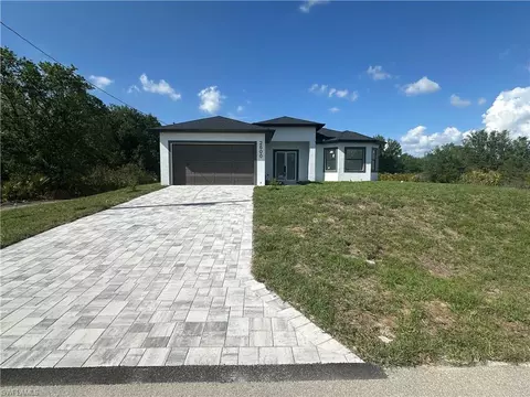 2600 63rd St W, Lehigh Acres, FL 33971