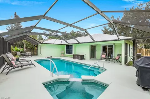 Exterior - 45 Wickliffe Dr, Naples, FL 34110 photo 4 of 7