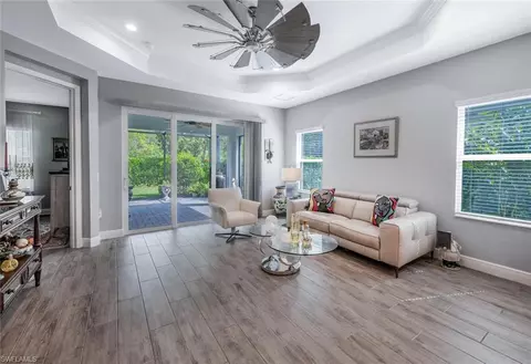 2167 Marquesa Cir, Naples, FL 34112