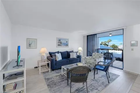 1085 Bald Eagle Dr #E207, Marco Island, FL 34145