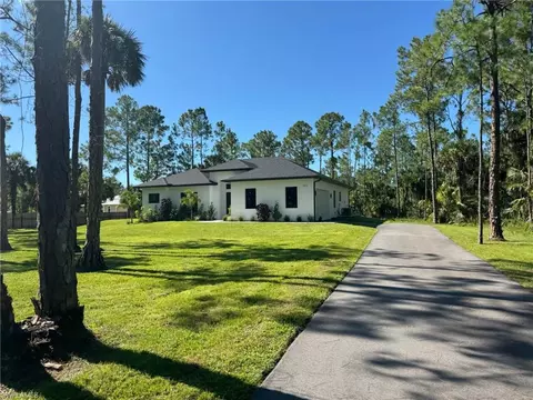 2852 6th Ave SE, Naples, FL 34117