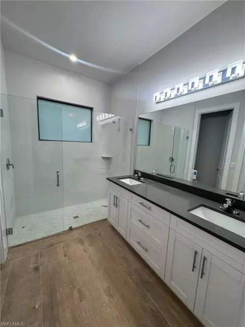 Bath - 2852 6th Ave SE, Naples, FL 34117 photo 2 of 4