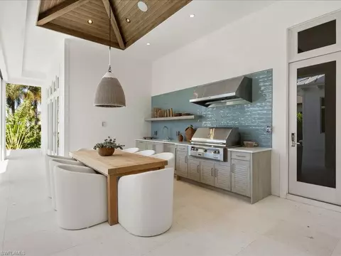 Kitchen - 619 Binnacle Dr, Naples, FL 34103 photo 7 of 7