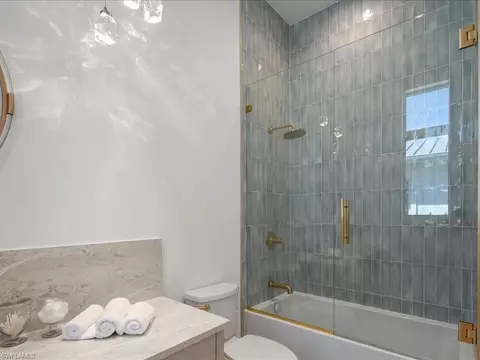 Bath - 619 Binnacle Dr, Naples, FL 34103 photo 1 of 6