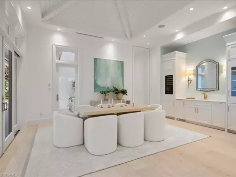 Dining - 619 Binnacle Dr, Naples, FL 34103 photo 3 of 6