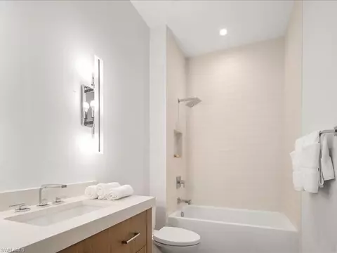 Bath - 612 Binnacle Dr, Naples, FL 34103 photo 6 of 7