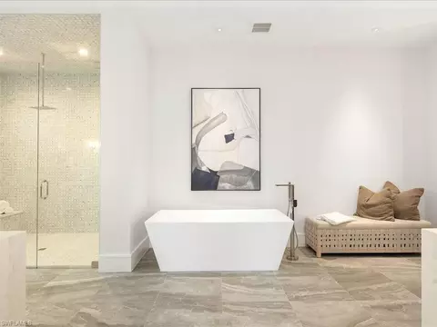Bath - 612 Binnacle Dr, Naples, FL 34103 photo 1 of 7