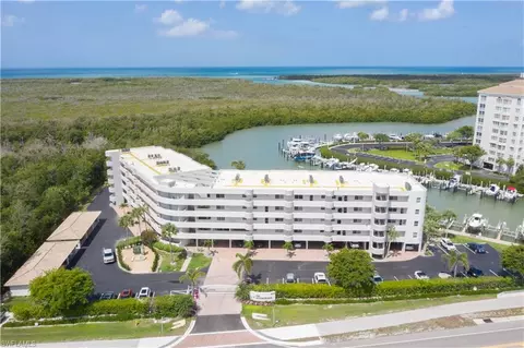 12945 Vanderbilt Dr #409, Naples, FL 34110