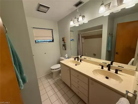 660 York Ter, Naples, FL 34109 photo 18