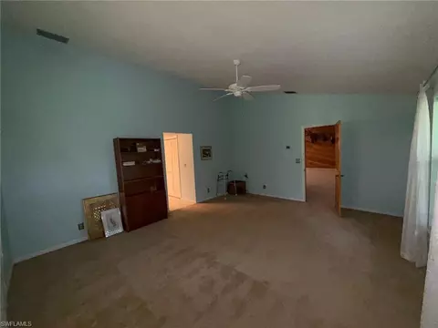 660 York Ter, Naples, FL 34109 photo 9