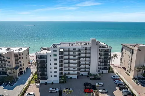 9375 Gulf Shore Dr #202, Naples, FL 34108