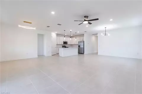 20198 Hartford Blvd, Estero, FL 33928 photo 3