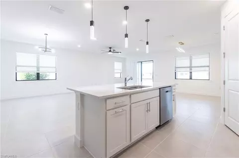 20198 Hartford Blvd, Estero, FL 33928 photo 6
