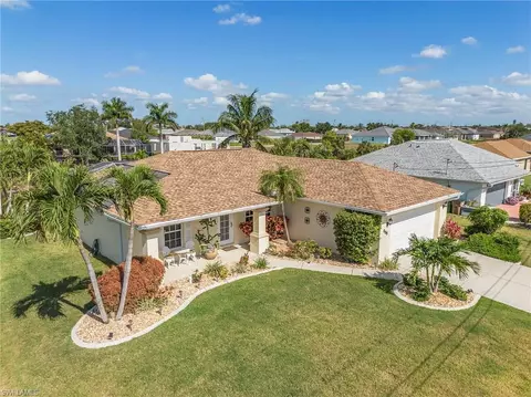 924 NE 11th Ave, Cape Coral, FL 33909
