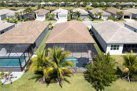Exterior - 11523 Jacaranda Dr, Naples, FL 34120 photo 10 of 11